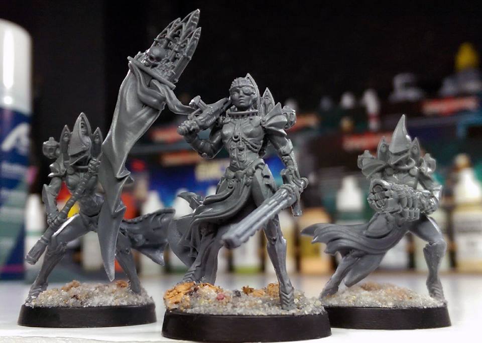 How big is your brush? Win 200€ worth of minis!