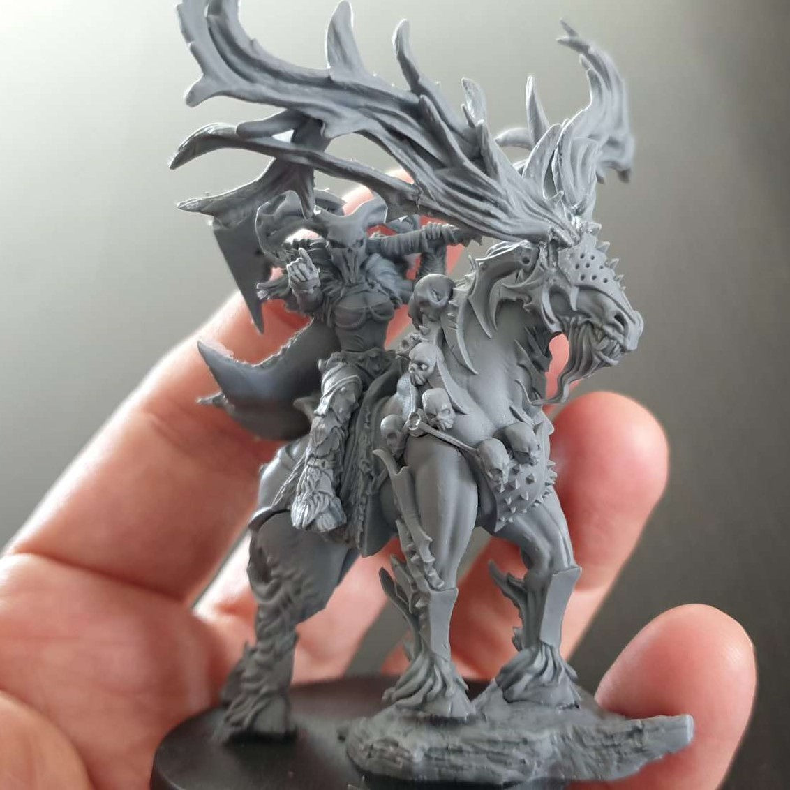 Chaos Lord? Wood Elf General? 🦌 Photos & Video of Krezia The Black + feedback!
