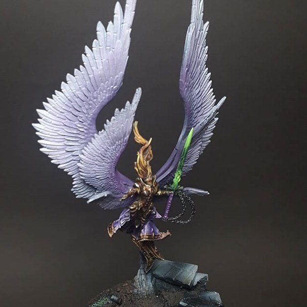 Painting miniatures: Erzebel, Ascended Sister, Great Seraphim