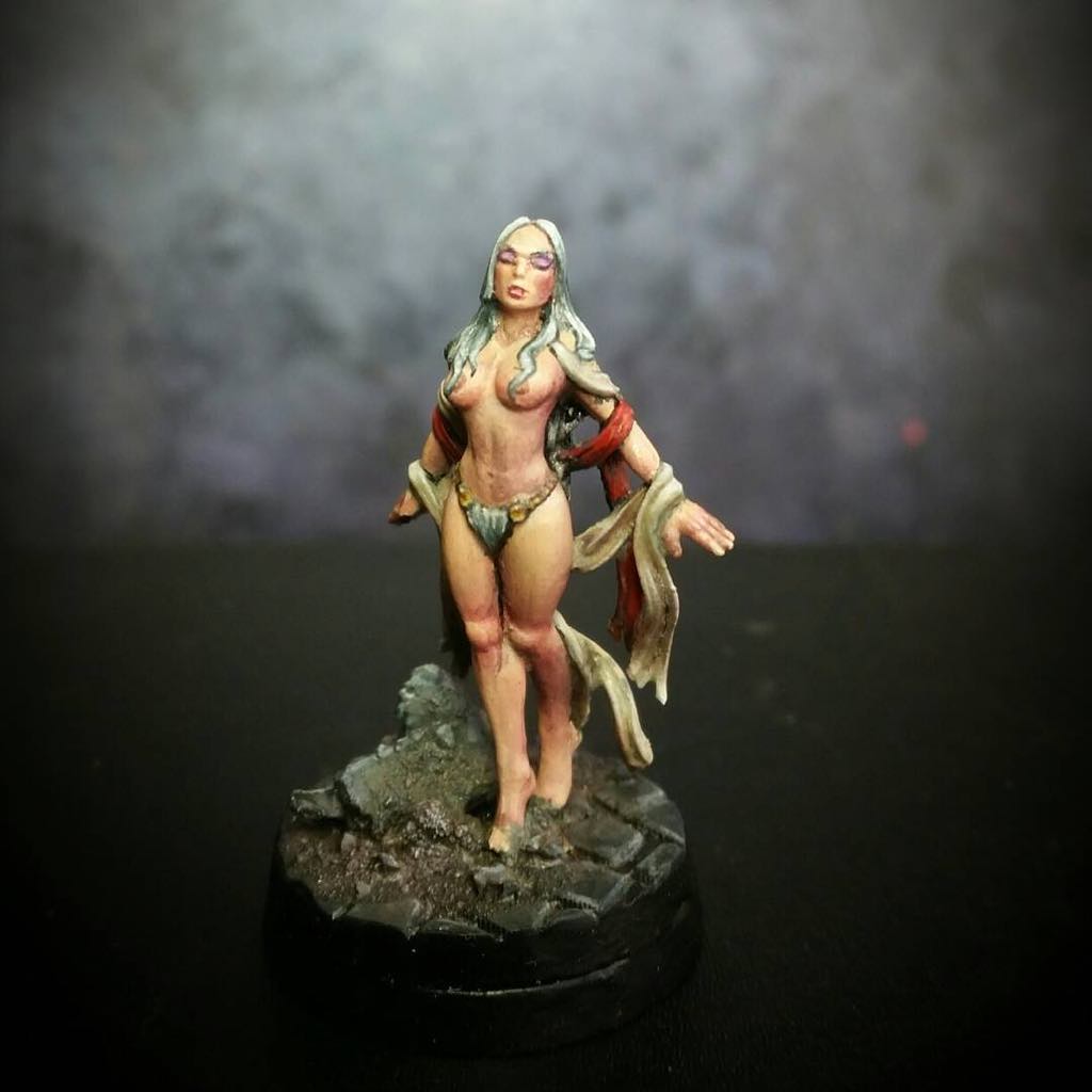 🔞 Painted Photos: Doralys, The Virgin Oracle