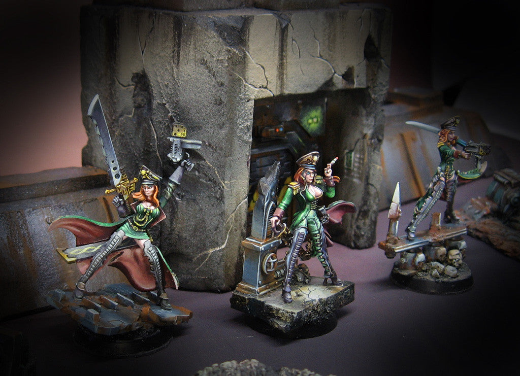 Miniature Monday - Raging Heroes Style!